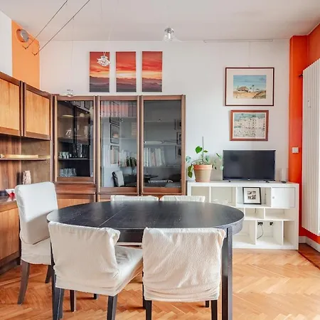 Bright Four-room With A Large Terrace Turin