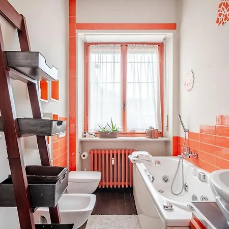 Bright Four-room With A Large Terrace Turin